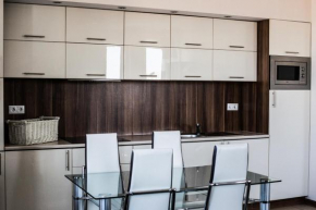  Senator Warsaw Apartments  Варшава